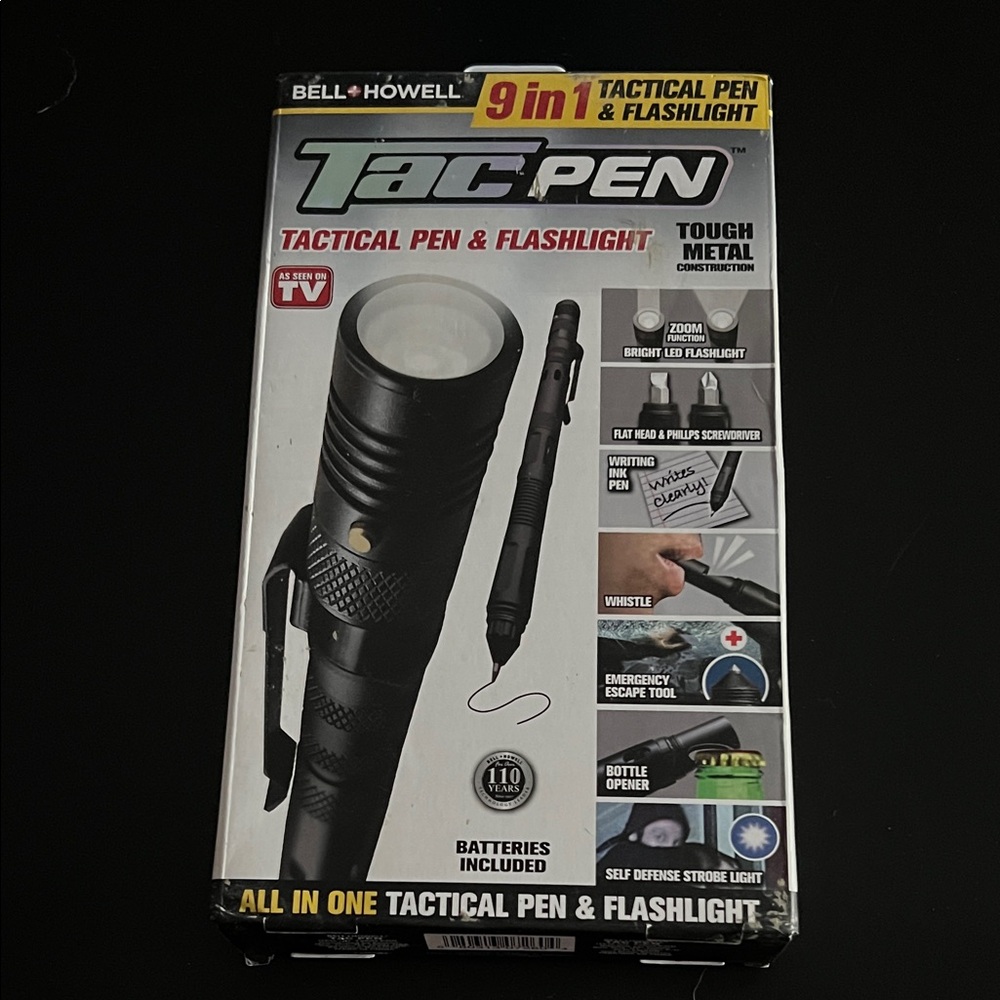 Black Tactical Pen & Flashlight